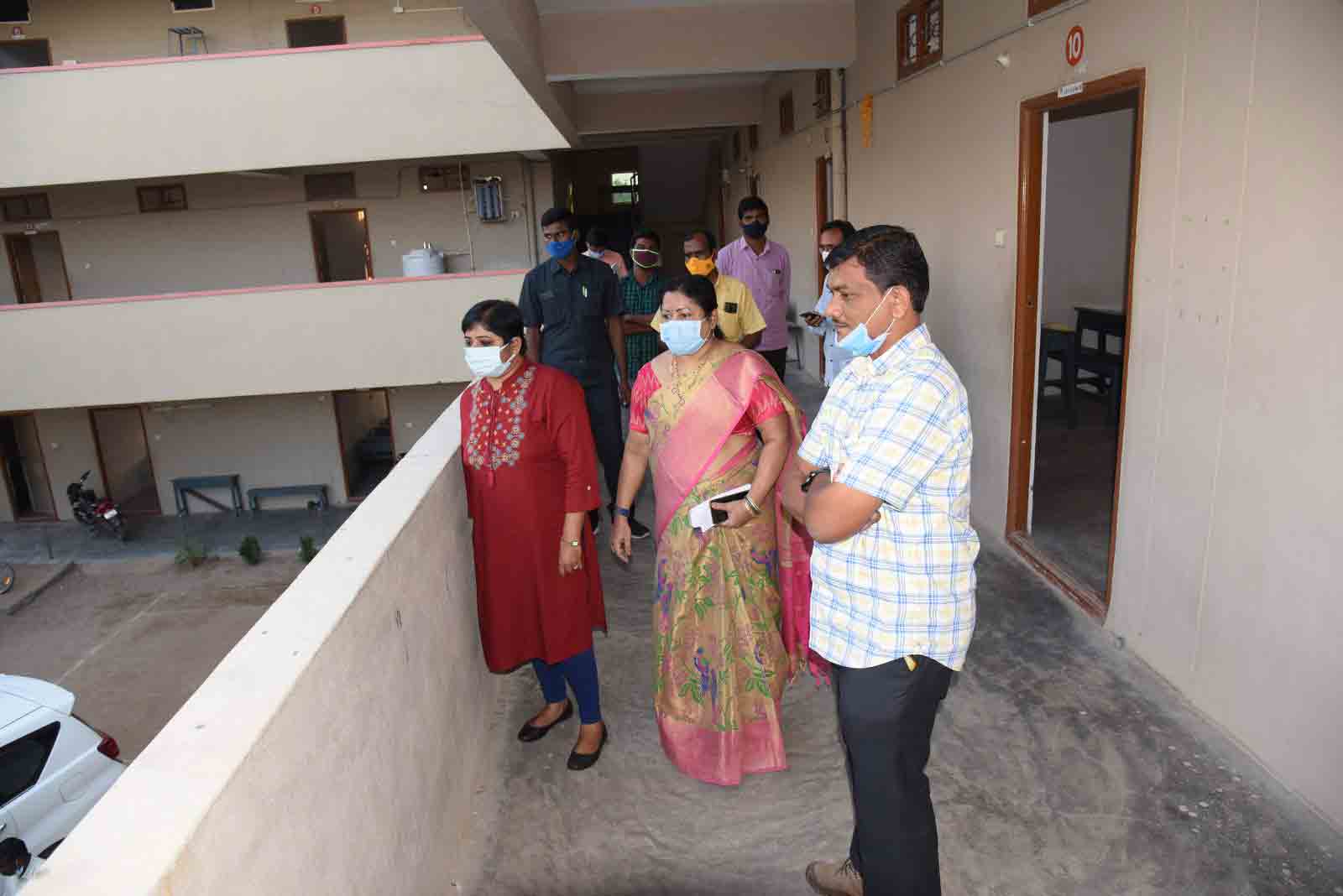 ఇంటర్మీడియట్‌ పరీక్షలను పకడ్బందీగా నిర్వహించాలి.. జిల్లా కలెక్టర్‌ భారతి హోళికేరి