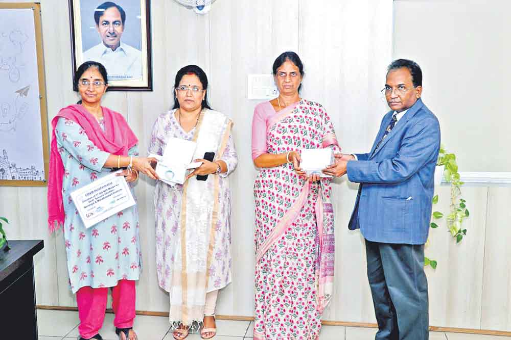 సర్కారు స్కూళ్లకు 75 వేల ఎన్‌95 మాస్కులు