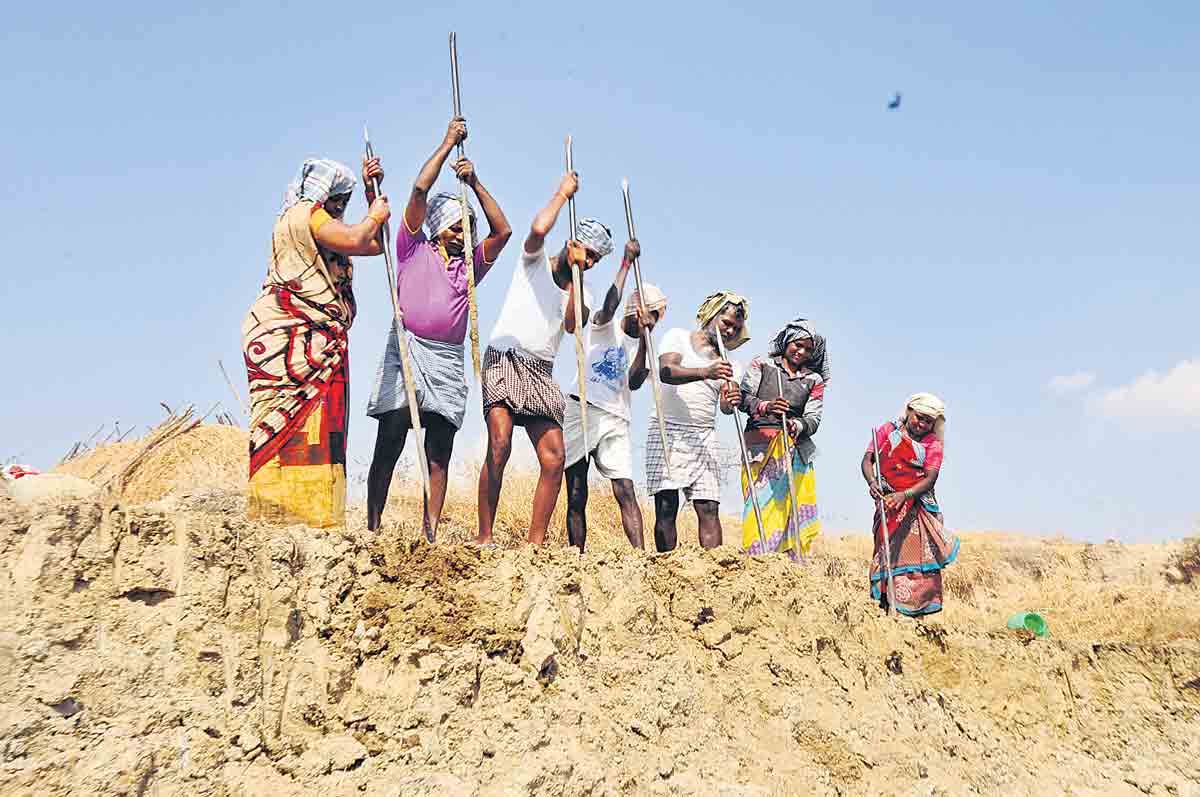 ఉపాధిహామీలో మనమే నం.1