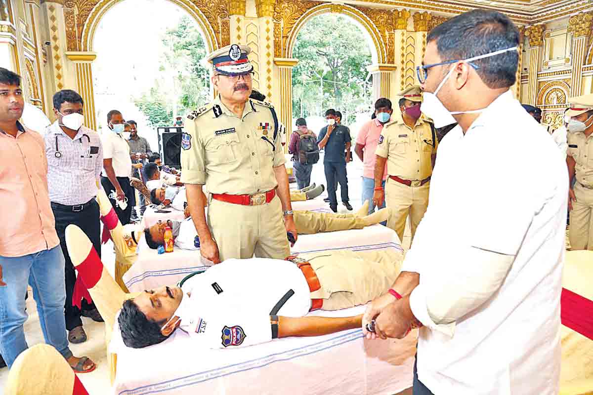 రక్తదానం గొప్పది : సీపీ అంజనీకుమార్‌