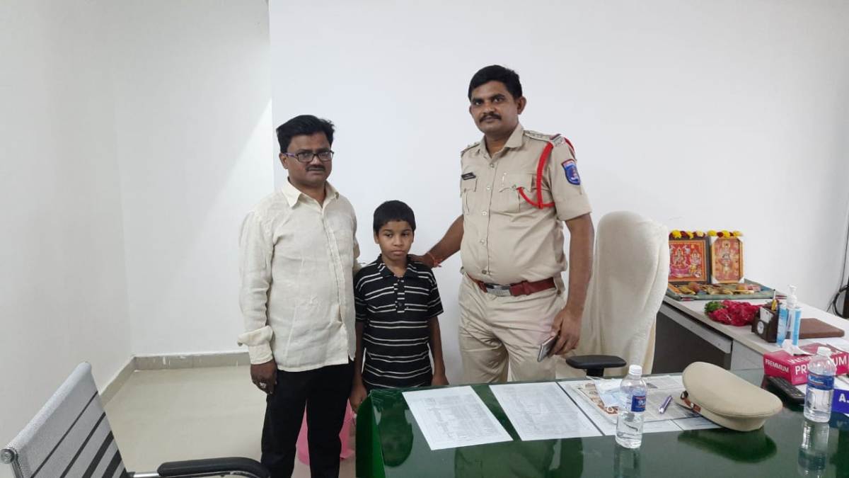 Missing case |బాలుడి అదృశ్యం.. ఆరుగంట‌ల్లో చేధించిన పోలీసులు