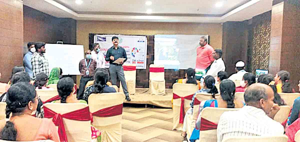 ఈ-శ్రామ్‌లో నమోదు చేయాలి