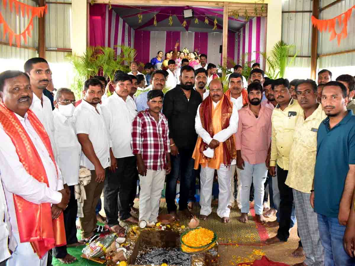 Rangareddy : అమ్మవారి సన్నిధిలో ఎమ్మెల్యే మంచిరెడ్డి కిషన్‌రెడ్డి
