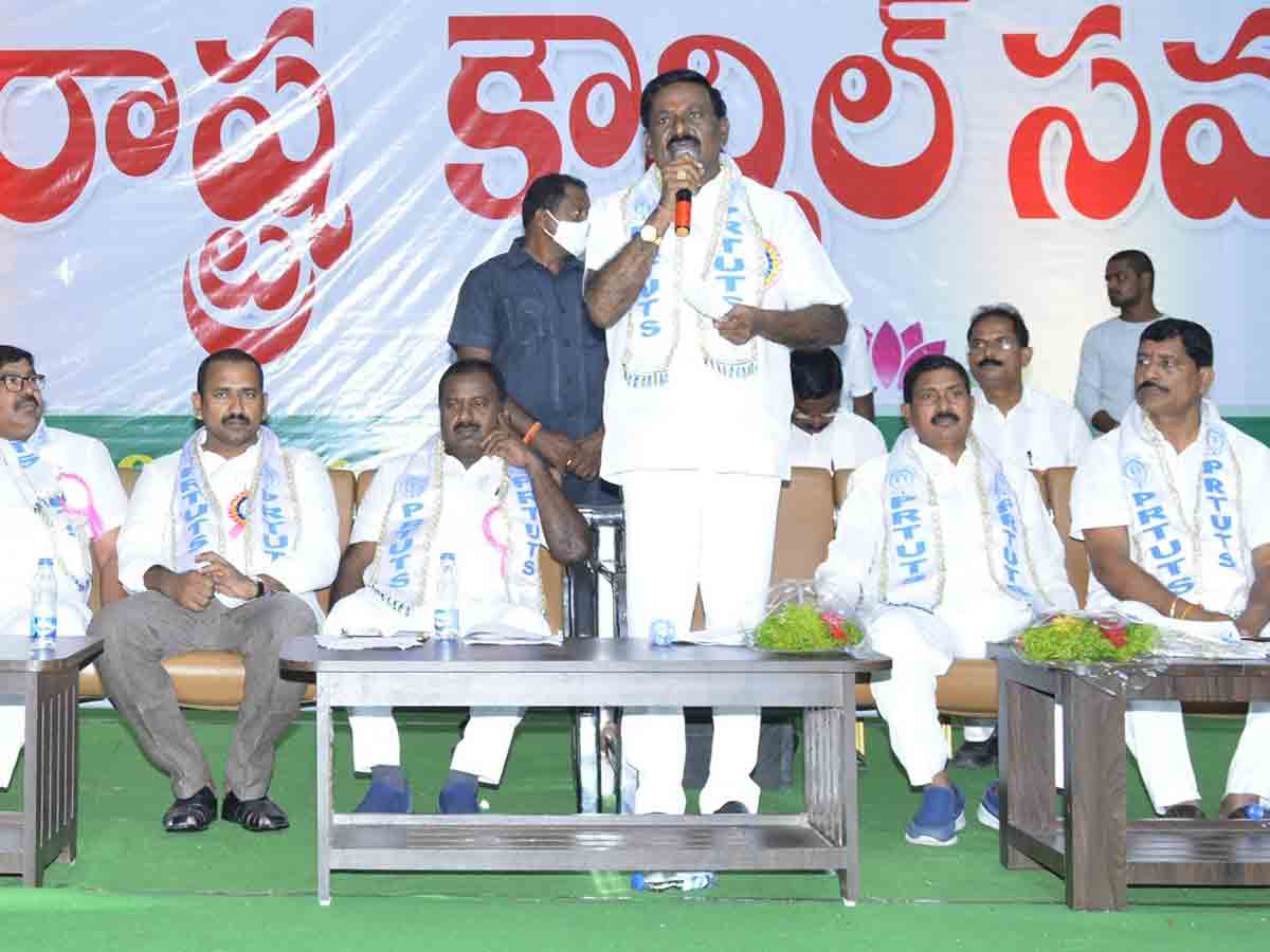 ఉపాధ్యాయుల బోధనతో ఉత్తమ ఫలితాలు..