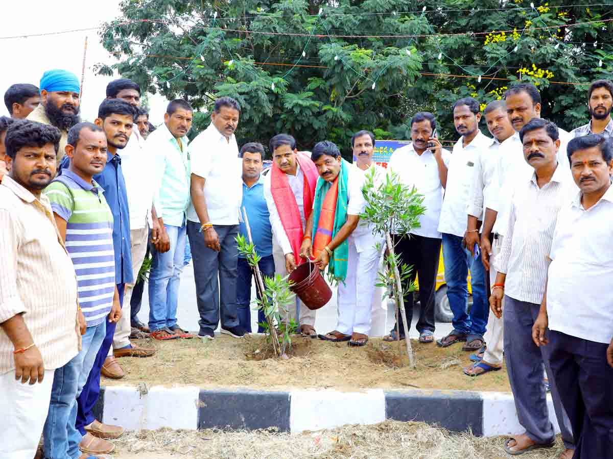 Kadthal : మానవ మనుగడకు మొక్కలే ఆధారం.. ఎమ్మెల్సీ కసిరెడ్డి నారాయణరెడ్డి
