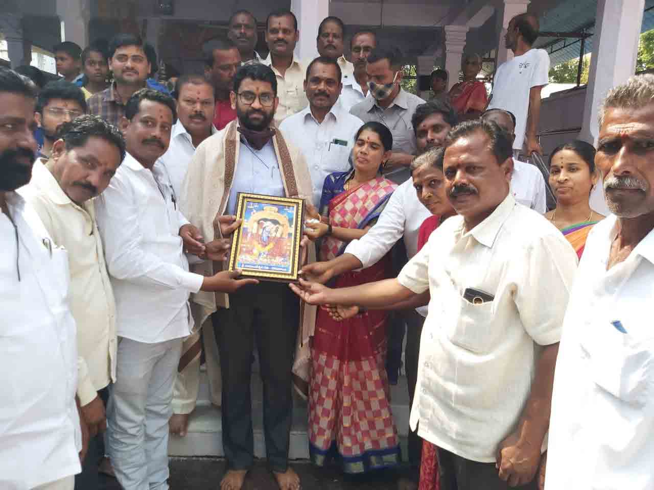 ఉపాధిహామీ పనులతో గ్రామ పంచాయతీలకు ఆదాయం పెరగాలి