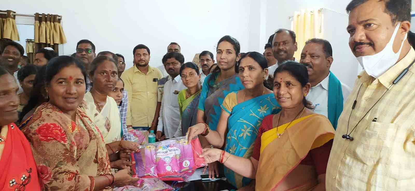 తెలంగాణ పండుగలకు పూర్వవైభవం..