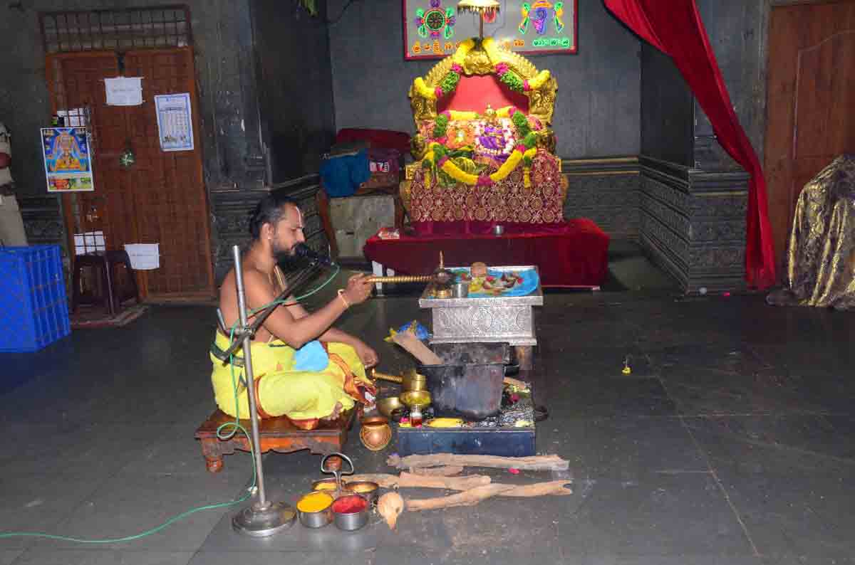 వైభవంగా సుదర్శన నారసింహ హోమం