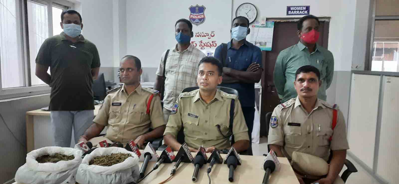 గంజాయి రవాణా చేస్తున్న ఇద్దరు అరెస్ట్..