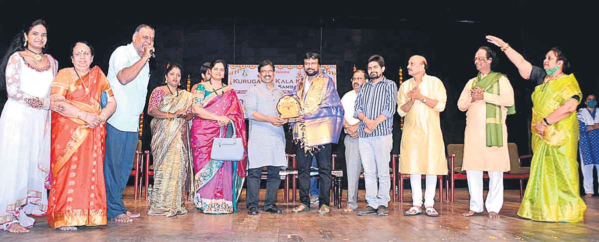 ధూంధాంగా దసరా సంబురాలు