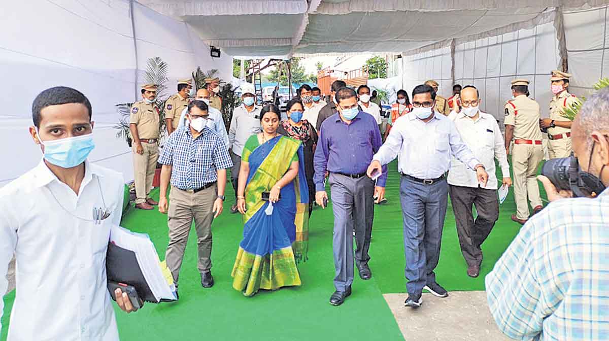 గాంధీ జయంతికి బాపూఘాట్‌ సిద్ధం