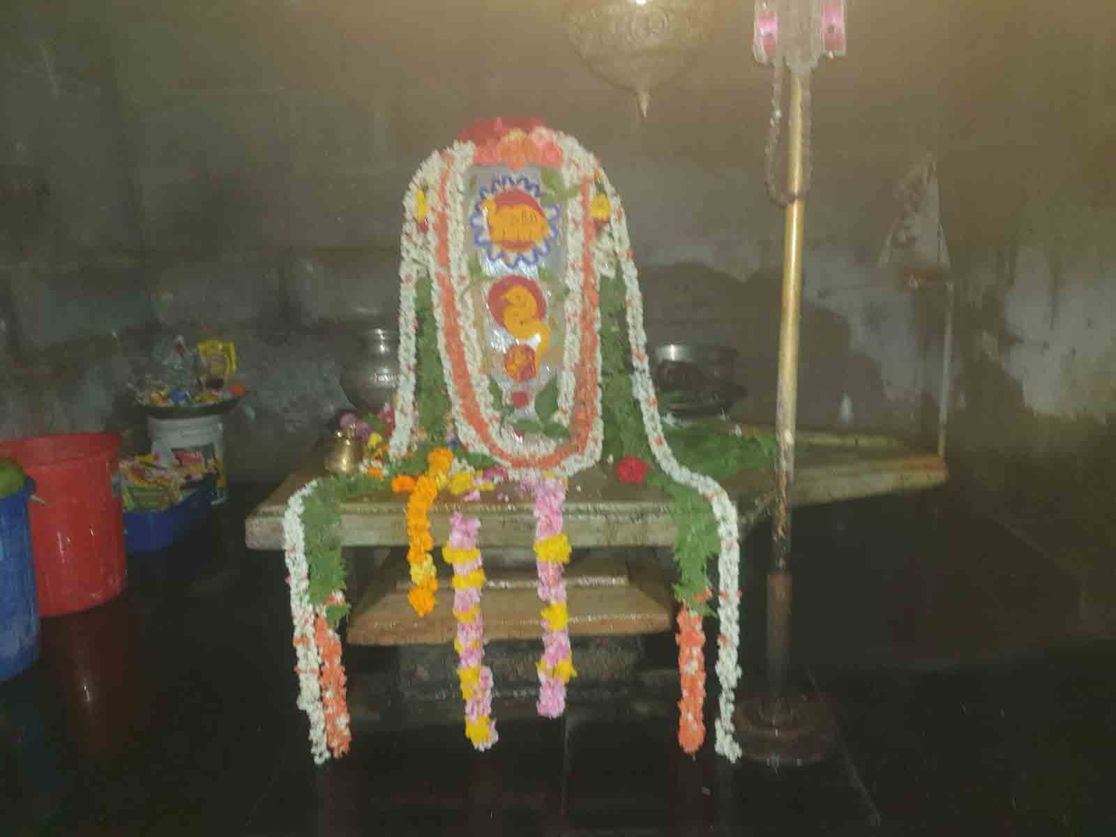 Mellachervu: శివాలయంలో ప్రత్యేక పూజలు