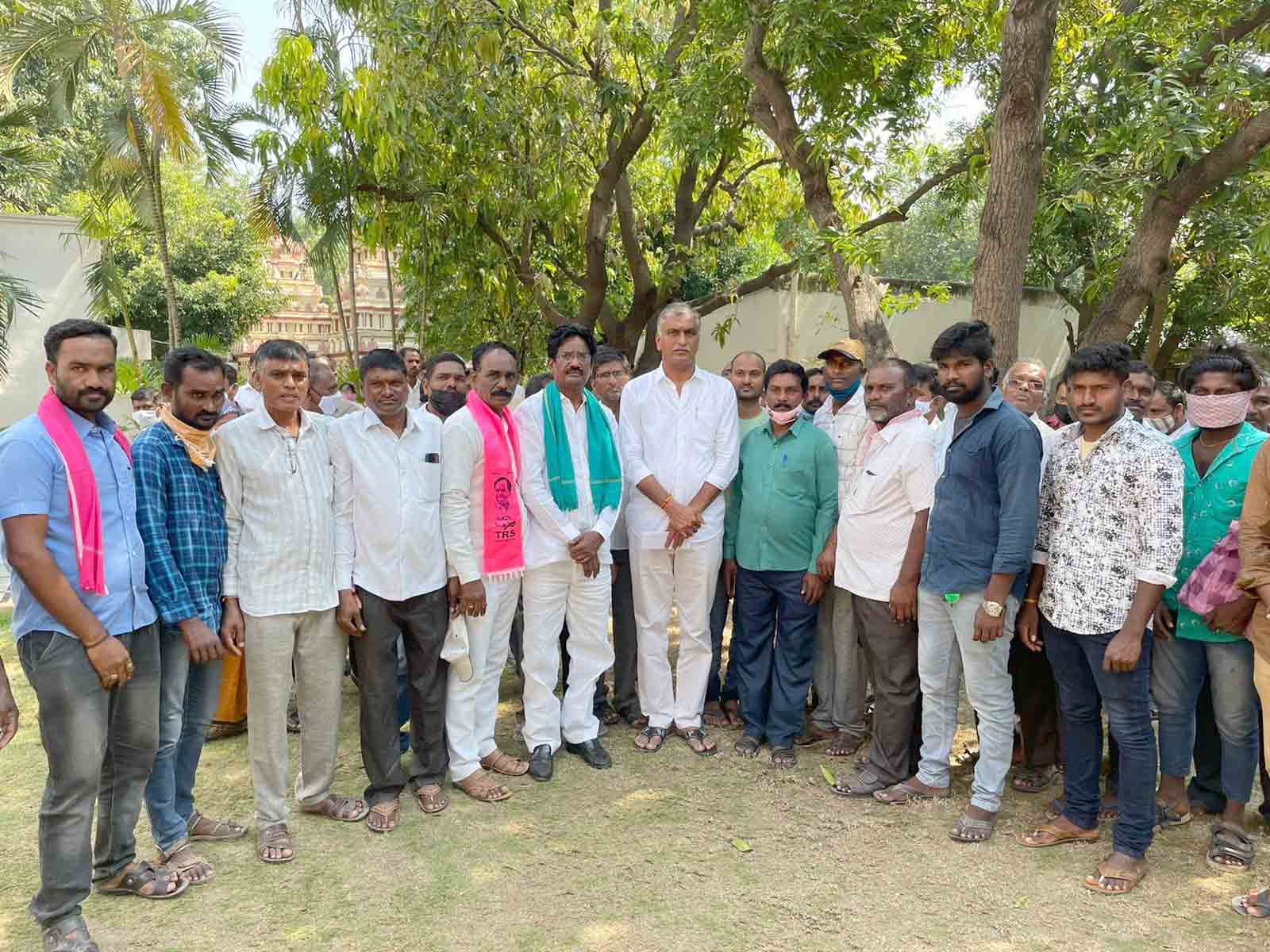 Huzurabad | గెల్లు శ్రీనివాస్ కు మద్దతు ప్రకటించిన గల్ఫ్‌ కార్మికులు