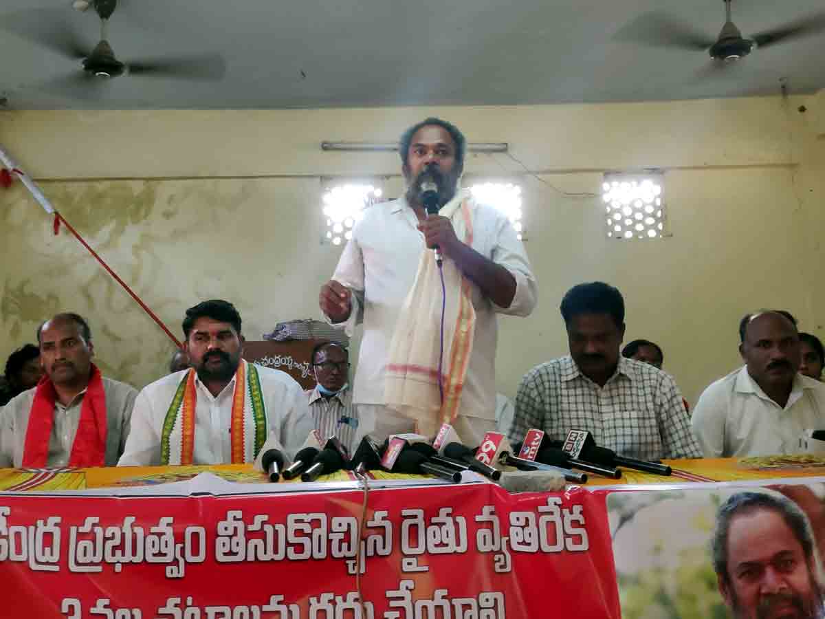 Narsampeta : రైతును మ్యూజియంలోనే చూడాల్సి వస్తాది.. సినీ నటుడు ఆర్‌. నారాయణ మూర్తి