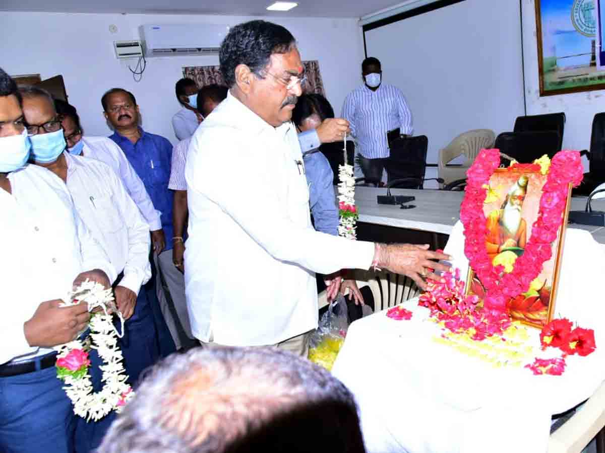 Warangal : పండుగలను ప్రభుత్వమే నిర్వహిస్తుంది.. మంత్రి ఎరబెల్లి దయాకర్‌రావు