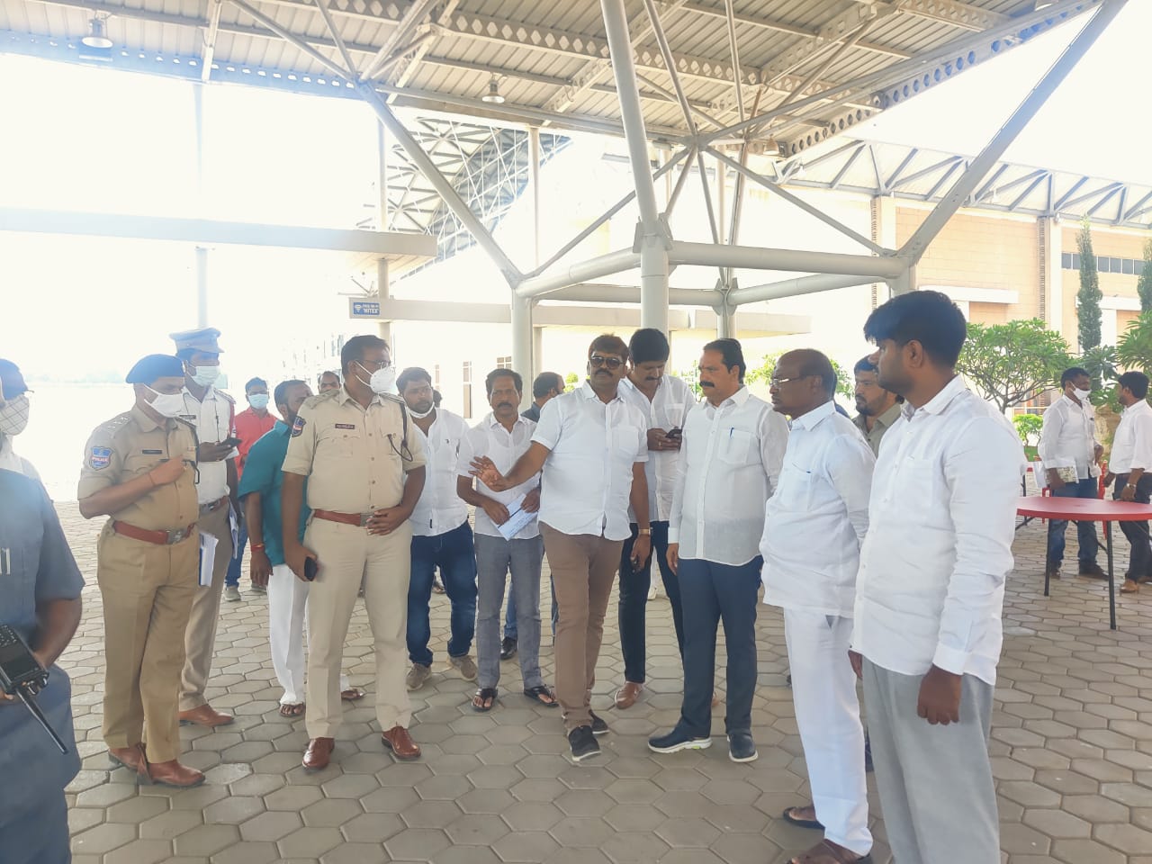 Trs plenary | హైటెక్స్​​‍లో ప్లీనరీ ఏర్పాట్ల పరిశీలన