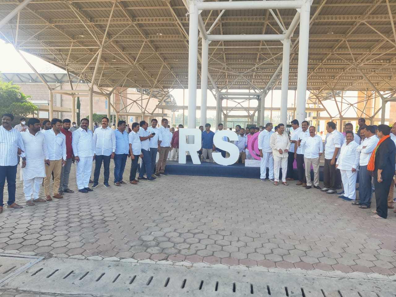 Trs plenary | హైటెక్స్​​‍లో ప్లీనరీ ఏర్పాట్లను పరిశీలించిన కమిటీ సభ్యులు