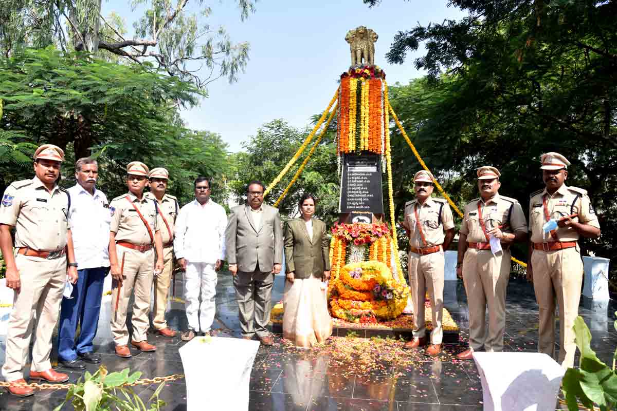 అమరుల త్యాగం అజరామరం