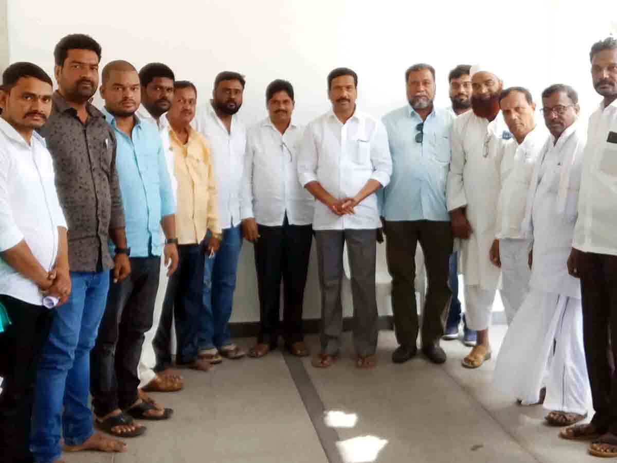 Vikarabad : సీసీ రోడ్ల నిర్మాణానికి  రూ. 10 లక్షలు మంజూరు