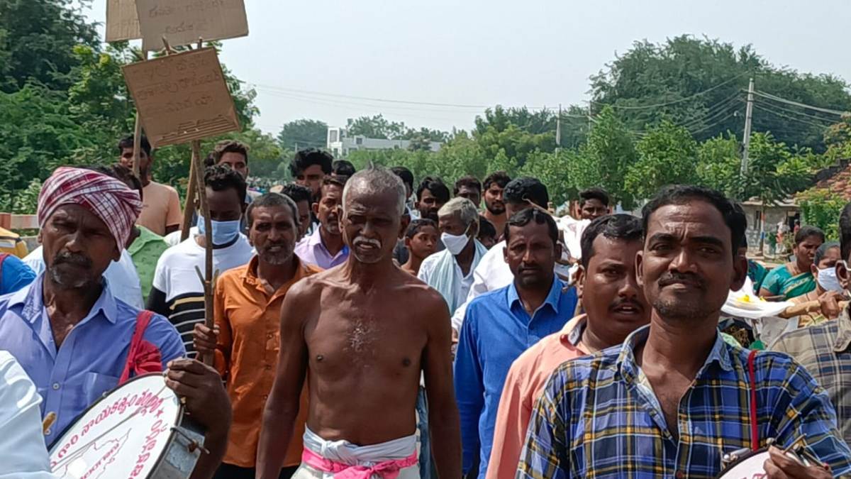 Huzurabad | బగ్గుమన్న ద‌ళిత జాతి.. ఊరూర ఈటల శవయాత్రలు..