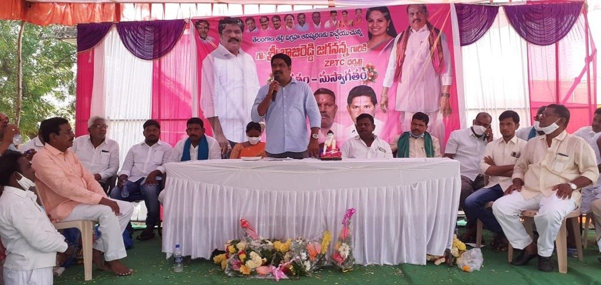 ప్రజలతో మమేకమై సేవలందిస్తేనే సార్థకత