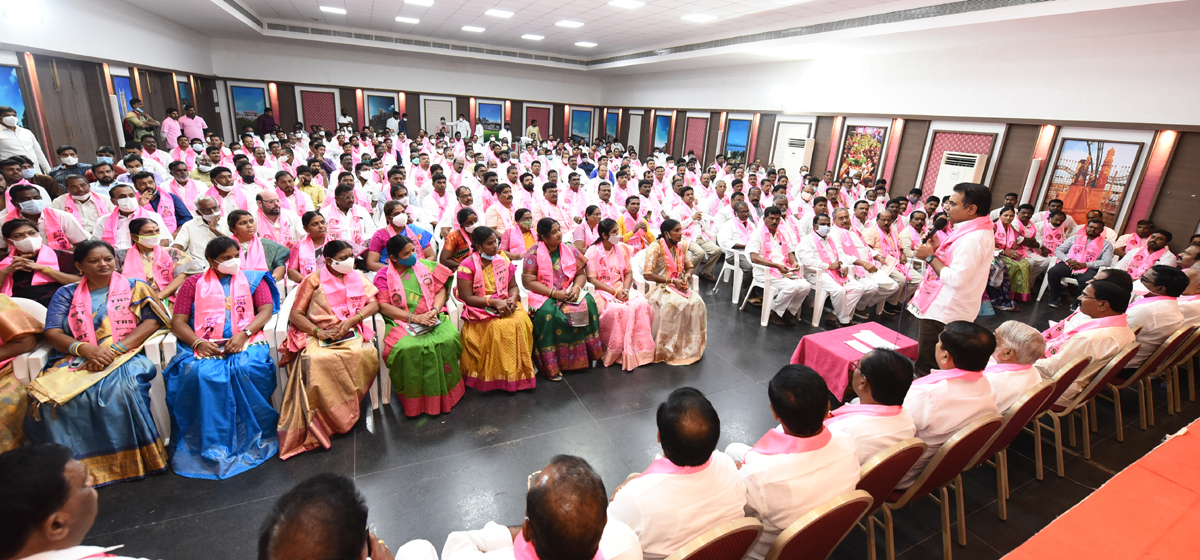 గర్జనకు సన్నద్ధం