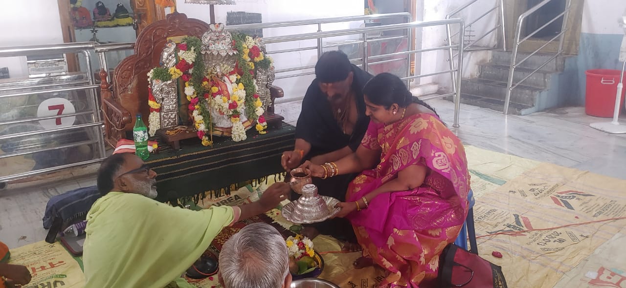 Matampally: కన్నుల పండువగా లక్ష్మీనరసింహుడి నిత్యకల్యాణం