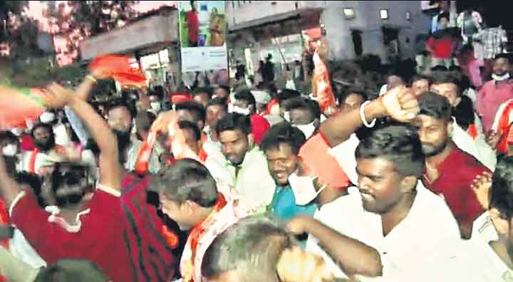 ఓటమి దడ.. జగడమే ఎత్తుగడ