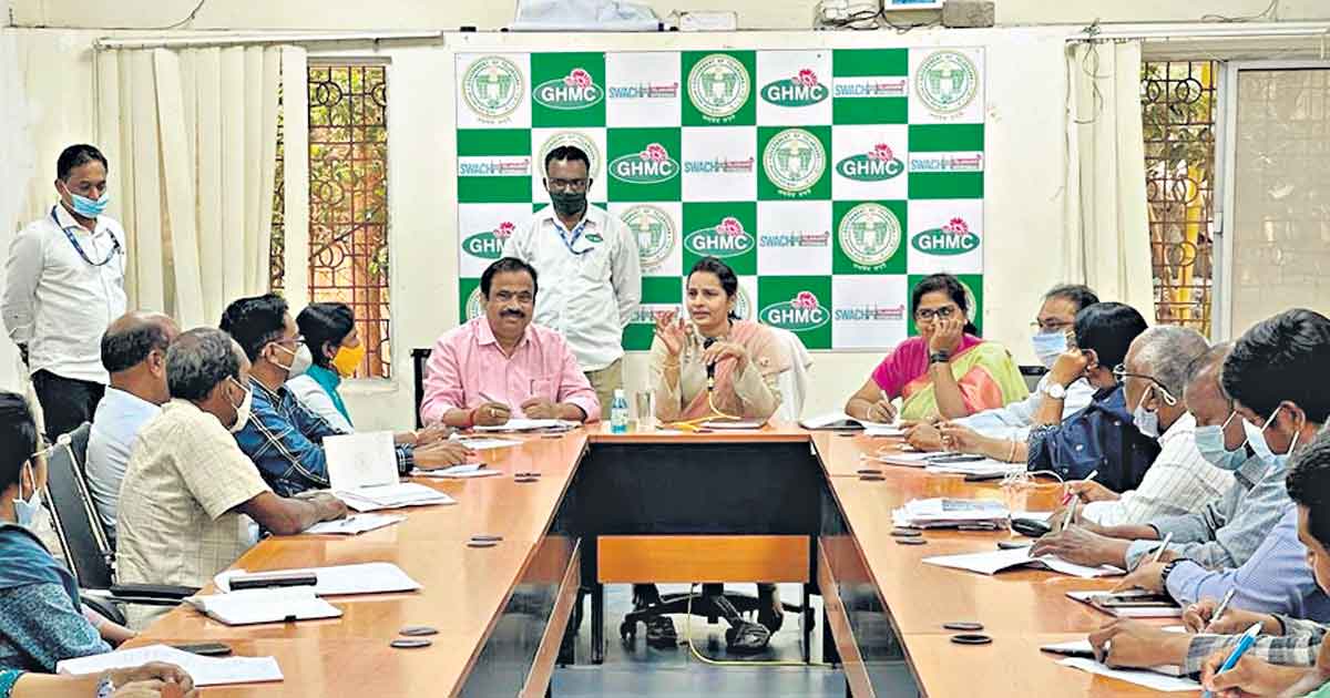 చెత్తాచెదారం ఎప్పటికప్పుడు తొలగించాలి