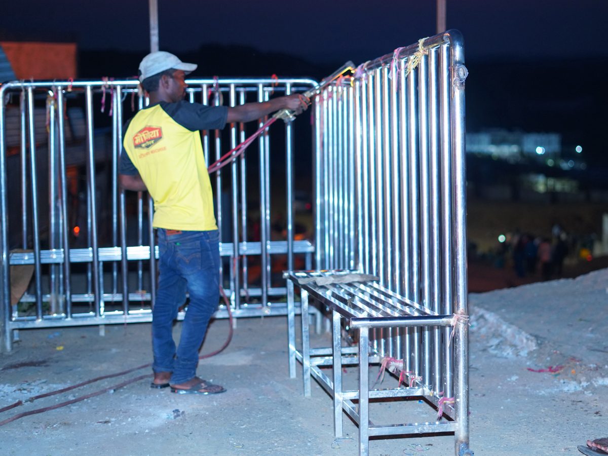 Yadadri: ధర్మ దర్శనాల క్యూలైన్లు తొలగింపు