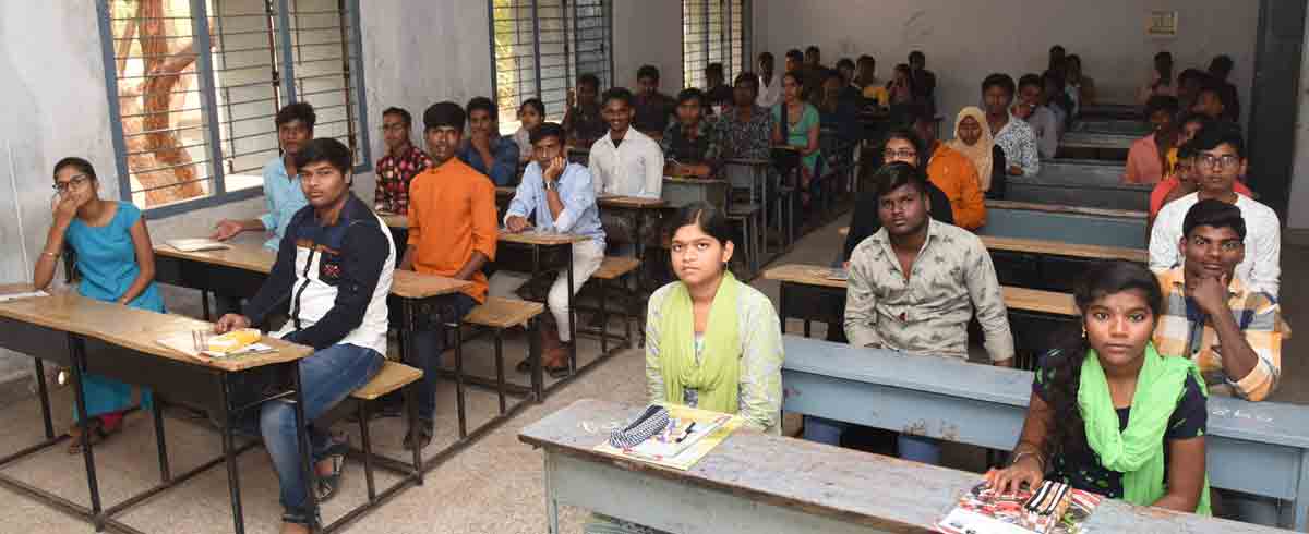 ఇంటర్‌ పరీక్షలకు సర్వం సిద్ధం