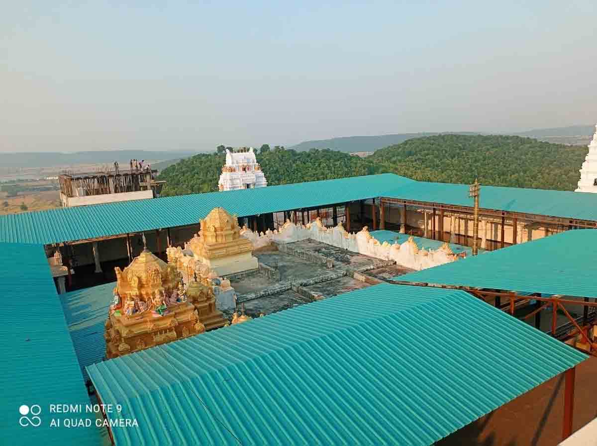 ఆధ్యాత్మిక క్షేత్రంగా వెంకన్న కొండ