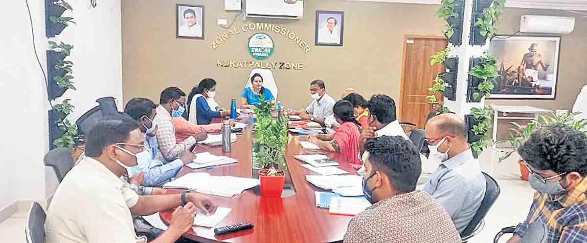 థీమ్‌ పార్కు పనులు వేగవంతం చేయండి