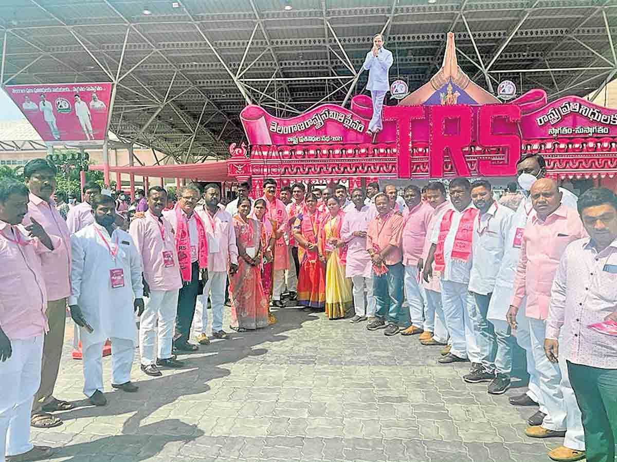 ప్లీనరీతో మరింత ఉత్సాహం