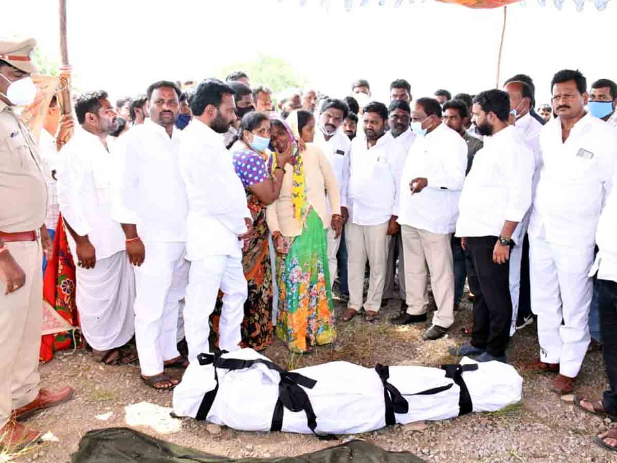 Crime News : సరదా స్నానం.. తీసింది ప్రాణం