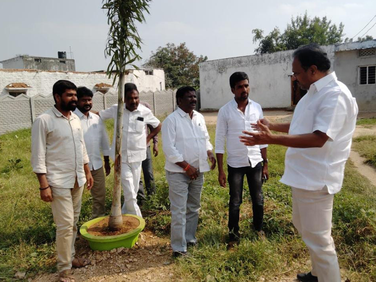 Jadcherla: విరివిగా మొక్కలు నాటి సంరక్షించాలి: ఎమ్మెల్యే లక్ష్మారెడ్డి