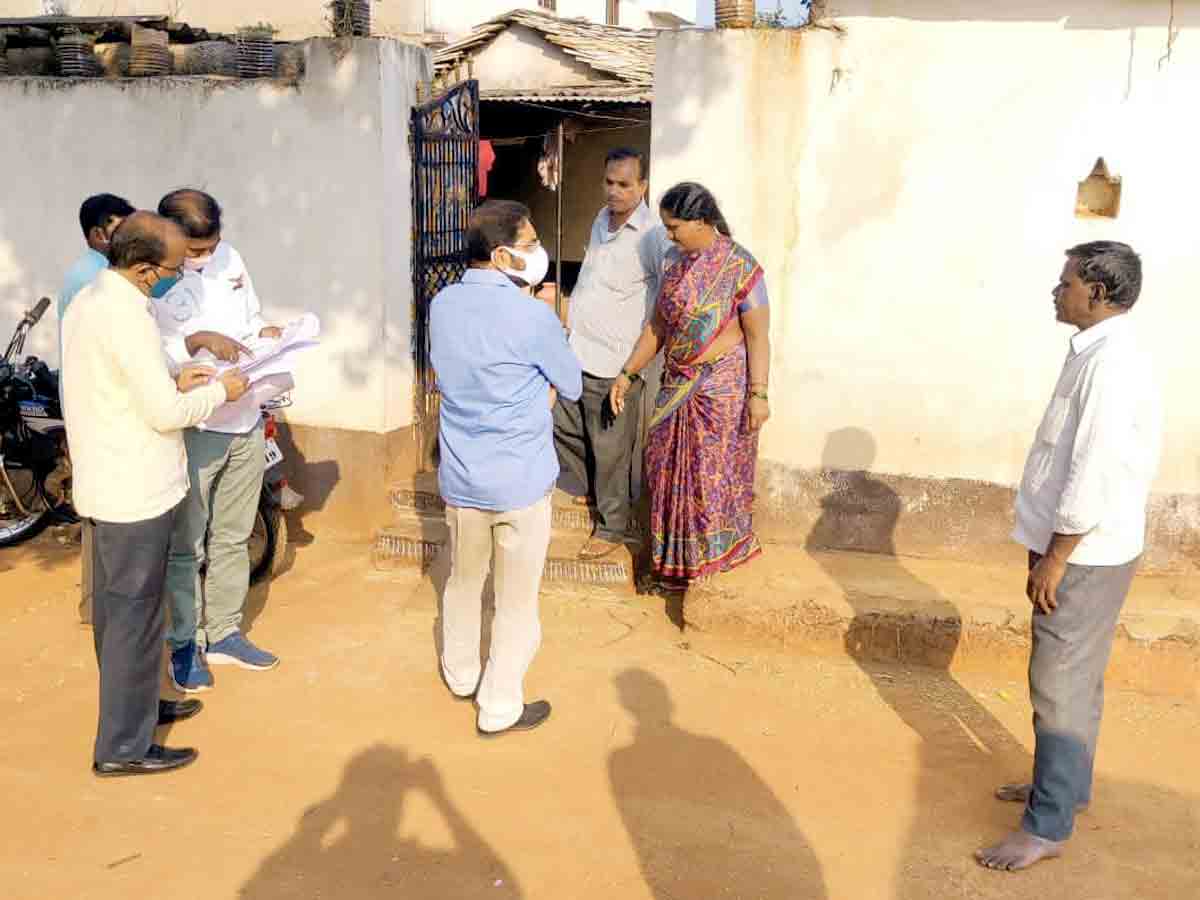 Vikarabad : 18ఏండ్లు నిండిన ప్రతి ఒక్కరూ వ్యాక్సిన్‌ వేసుకోవాలి.. అదనపు కలెక్టర్‌ మోతీలాల్‌