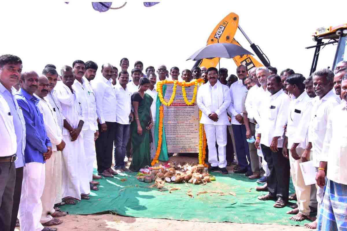 బీడు భూములకూ సాగునీరిస్తాం