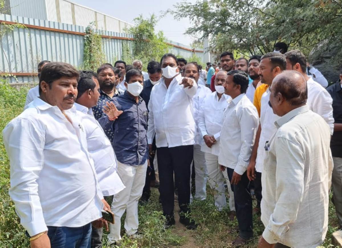 Hyderabad | లక్ష్మిగూడ స‌మ‌స్య‌ల‌ను ప‌రిష్క‌రిస్తా : ఎమ్మెల్యే ప్రకాష్‌గౌడ్‌