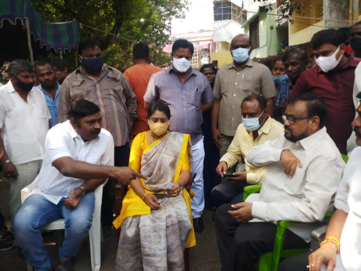 Development works | బ‌స్తీల‌లో త్వరలో డైనేజీ సమస్య పరిష్కారం : ఎమ్మెల్యే జి. సాయన్న