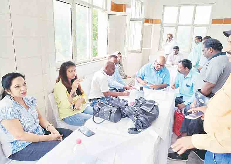 దేశ రాజధానిలో.. మన డాక్టర్‌ సేవలు