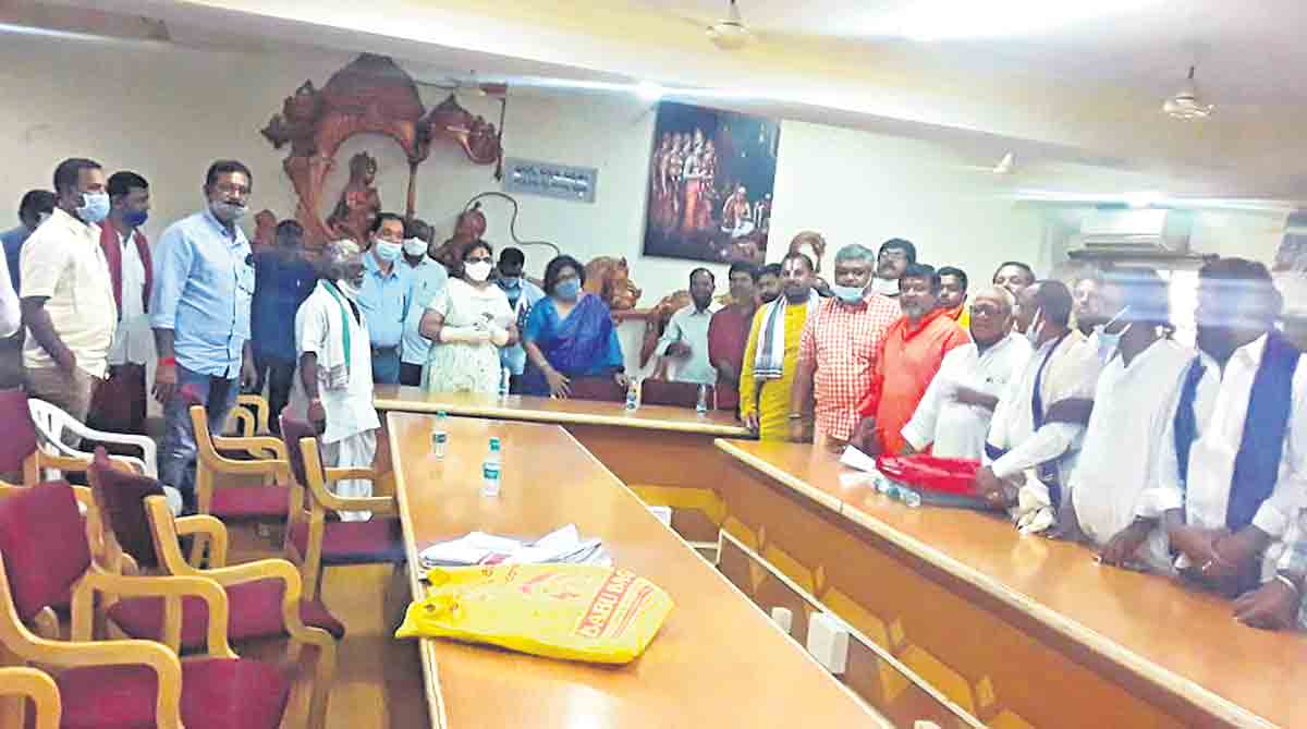 సీఎం చొరవ అభినందనీయం