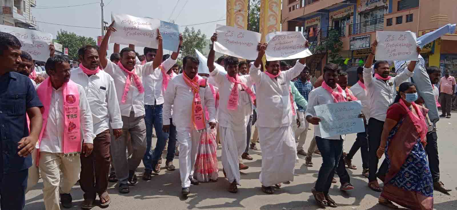 దళితుల బాగుకోసమే దళితబంధు: ఎమ్మెల్యే అబ్రహం