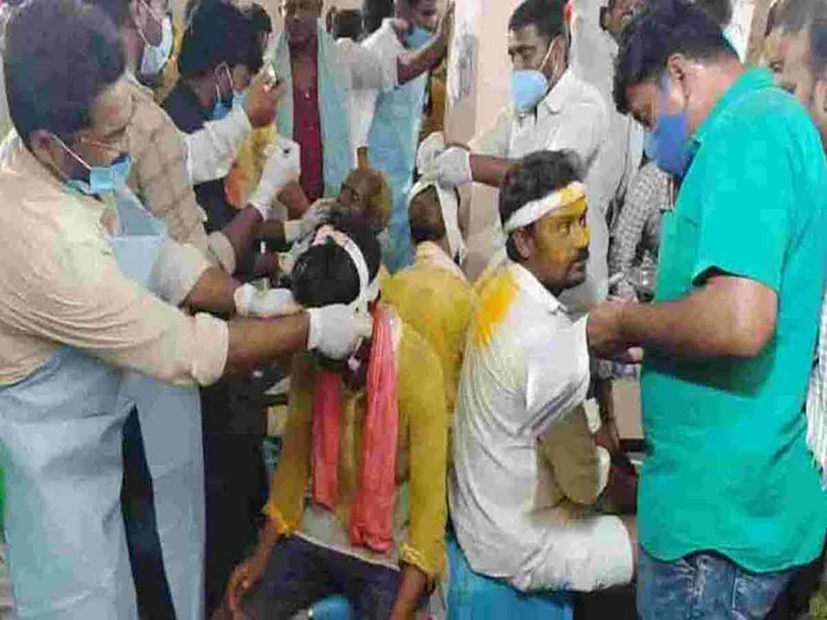 Devaragattu : దేవరగట్టు కర్రల యుద్ధంలో ఉద్దేశపూర్వక దాడులు : 14 మంది అరెస్ట్‌