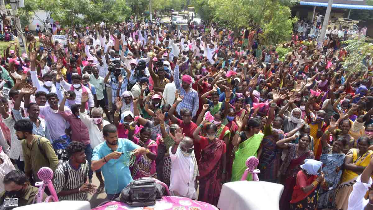 ఇంకా నమ్మి మోసపోదామ?