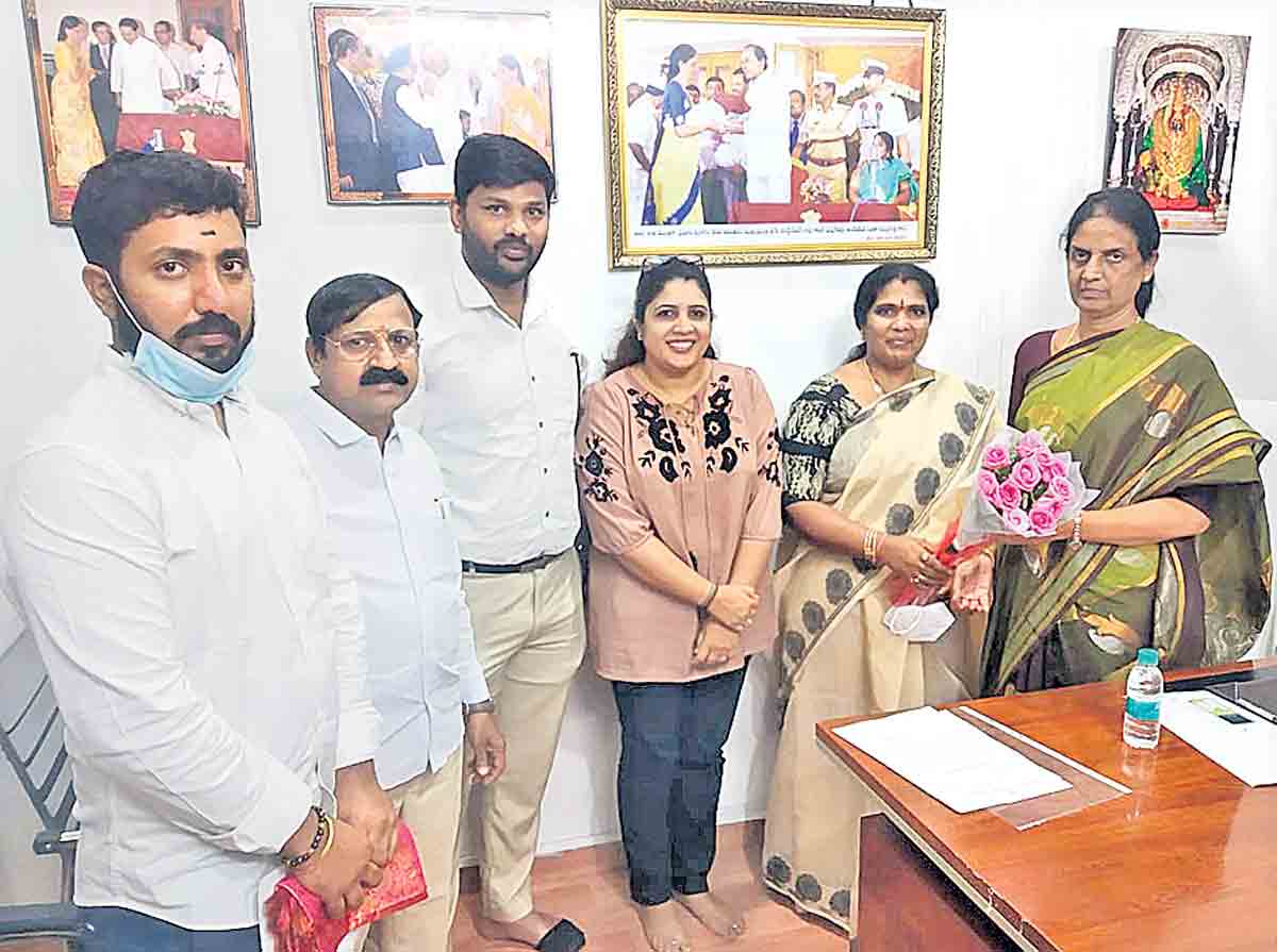 జాబ్‌మేళాను సద్వినియోగం చేసుకోవాలి