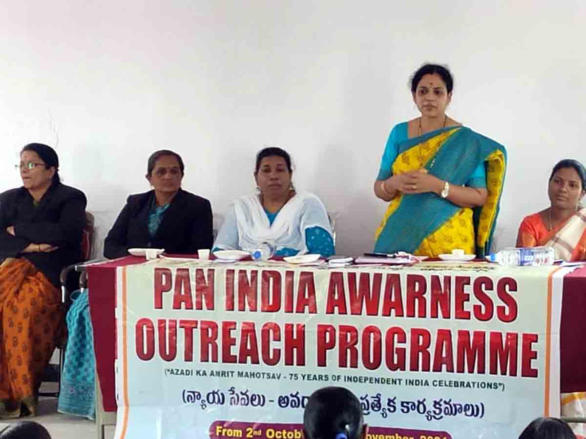 Shadnagar : మహిళలకు చట్టాలపై అవగాహన ఉండాలి.. అడిషనల్‌ జూనియర్‌ సివిల్‌ జడ్జి రాజ్యలక్ష్మి