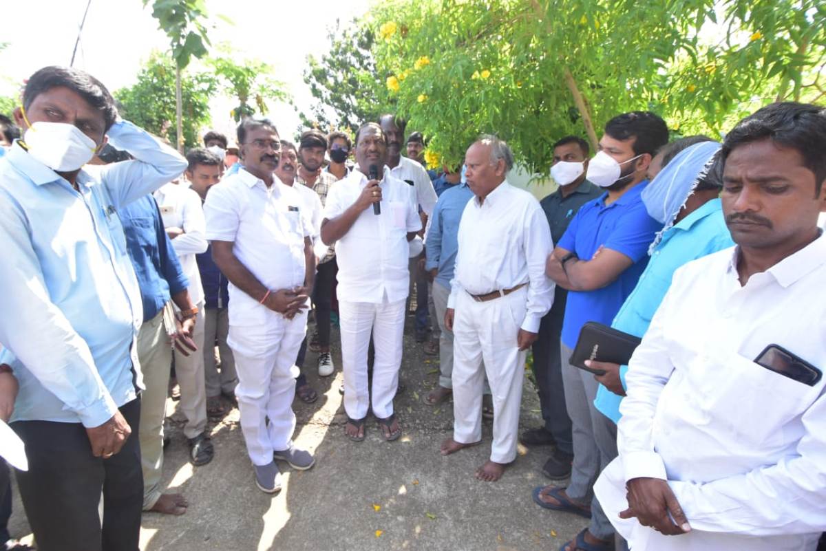 Huzurabad | బీజేపీ మతతత్వపార్టీ.. ఆ పార్టీకీ ఓటెస్తే హుజూరాబాద్‌ ప్రజలు నష్టపోతరు: మంత్రి కొప్పులఈశ్వ‌ర్‌