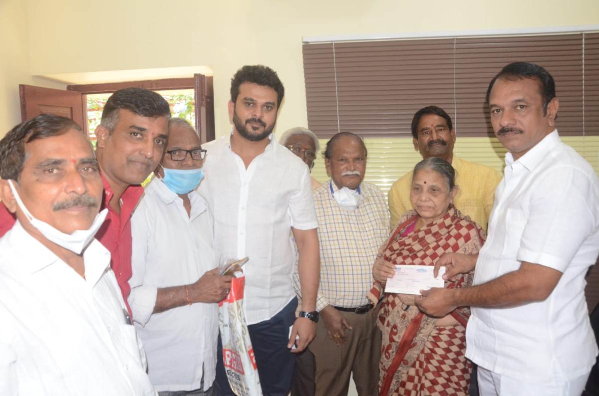 Cmrf | సీఎం సహాయనిధిని ప్రజలు సద్వినియోగం చేసుకోవాలి: ఎమ్మెల్యే దేవిరెడ్డి సుధీర్‌రెడ్డి