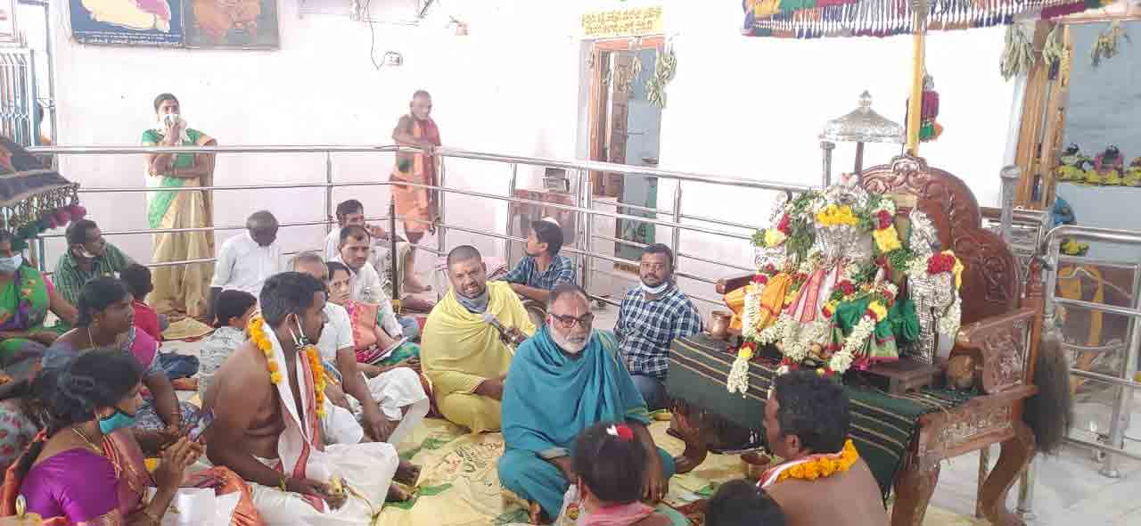 Matampally: ఘనంగా లక్ష్మీనరసింహుని నిత్యకళ్యాణం